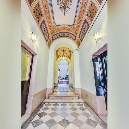 Spanish Steps Luxury Apartment Рим Экстерьер фото